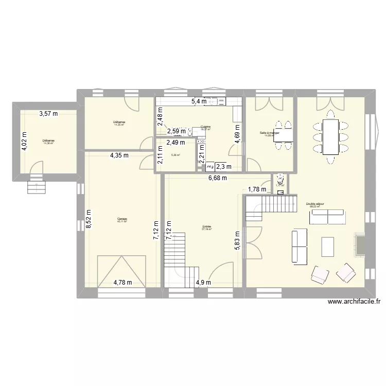 la taille aux pierres. Plan de 9  et 215 m²