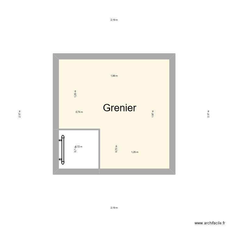 Abri Grenier. Plan de 2 pièces et 4 m2