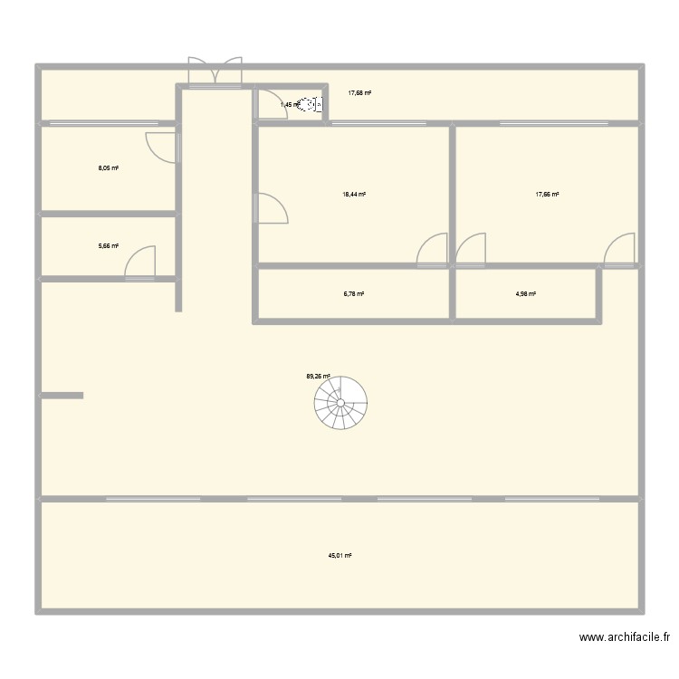 nn0. Plan de 10 pièces et 215 m2