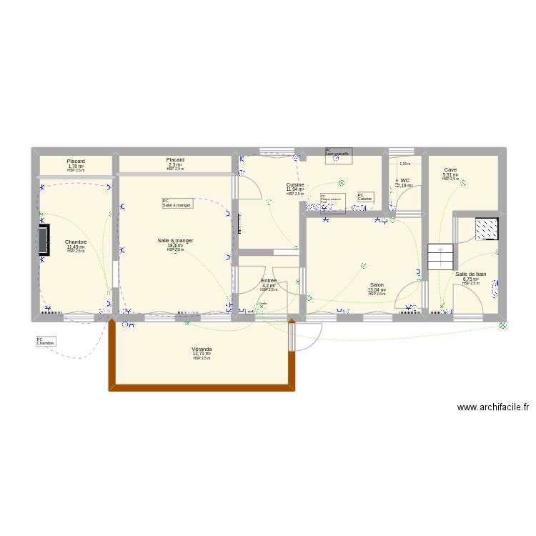 Maison Willy rénové. Plan de 11 pièces et 90 m2