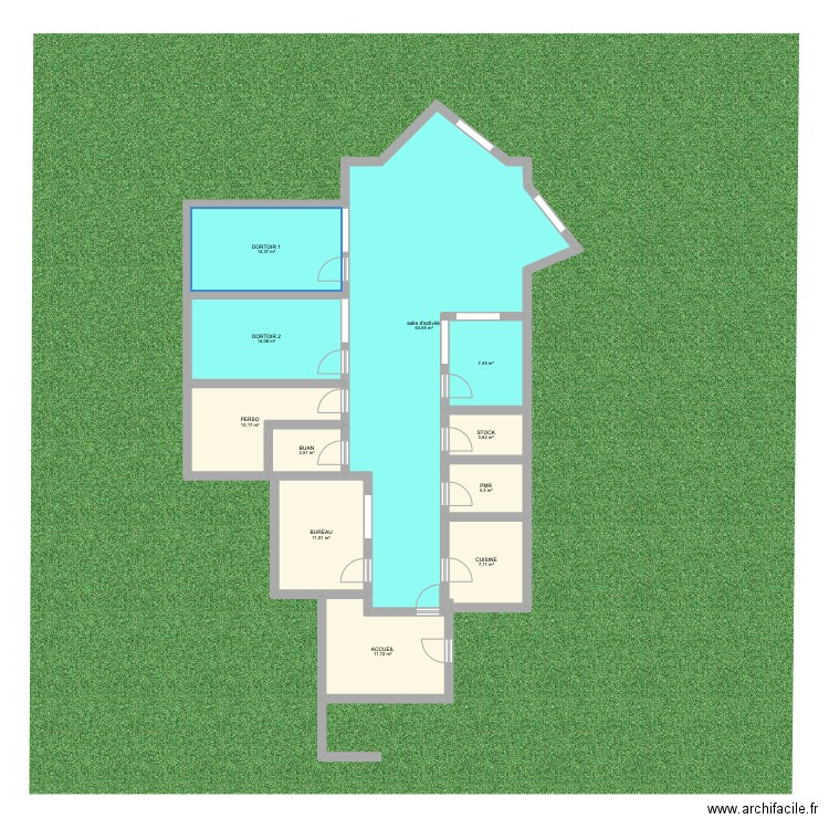 aurelien et camille local DINAN. Plan de 11 pièces et 151 m2