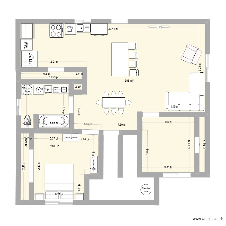 Maison. Plan de 4 pièces et 77 m2