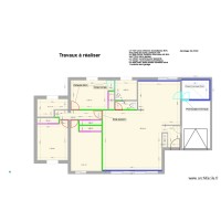 Maison avec cloisons, murs à isoler et portes à poser