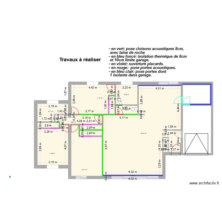 Maison avec cloisons, murs à isoler et portes à poser. Plan de 14 pièces et 256 m2