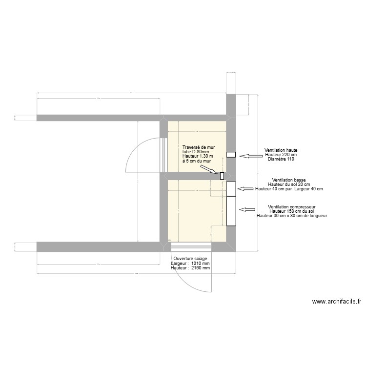 Local de plongé piscine de Bourg. Plan de 2 pièces et 5 m2