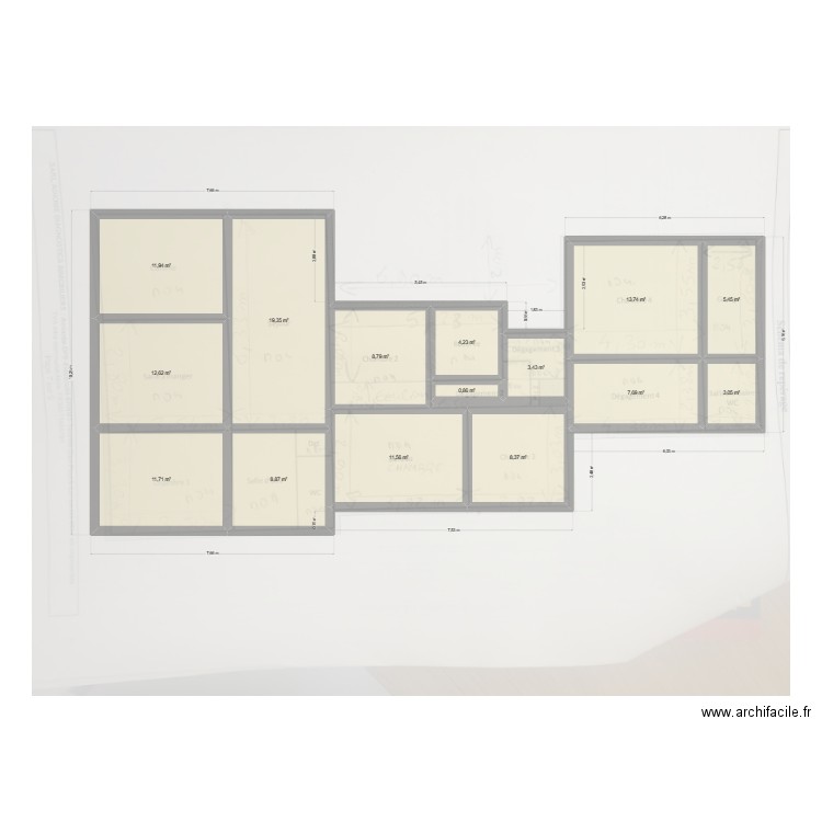 mougere. Plan de 15 pièces et 132 m2