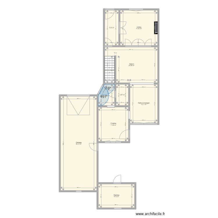 maison rdc. Plan de 9 pièces et 120 m2
