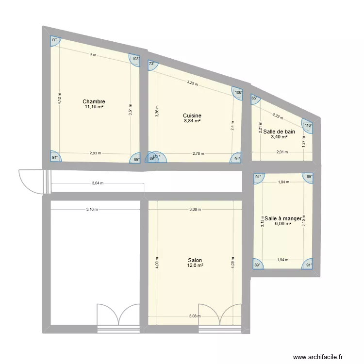 bagneres. Plan de 5 Pièces et 42 m²