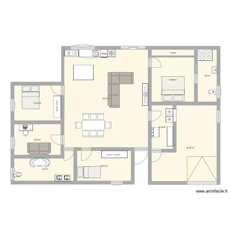 Maison 2. Plan de 10  et 145 m²