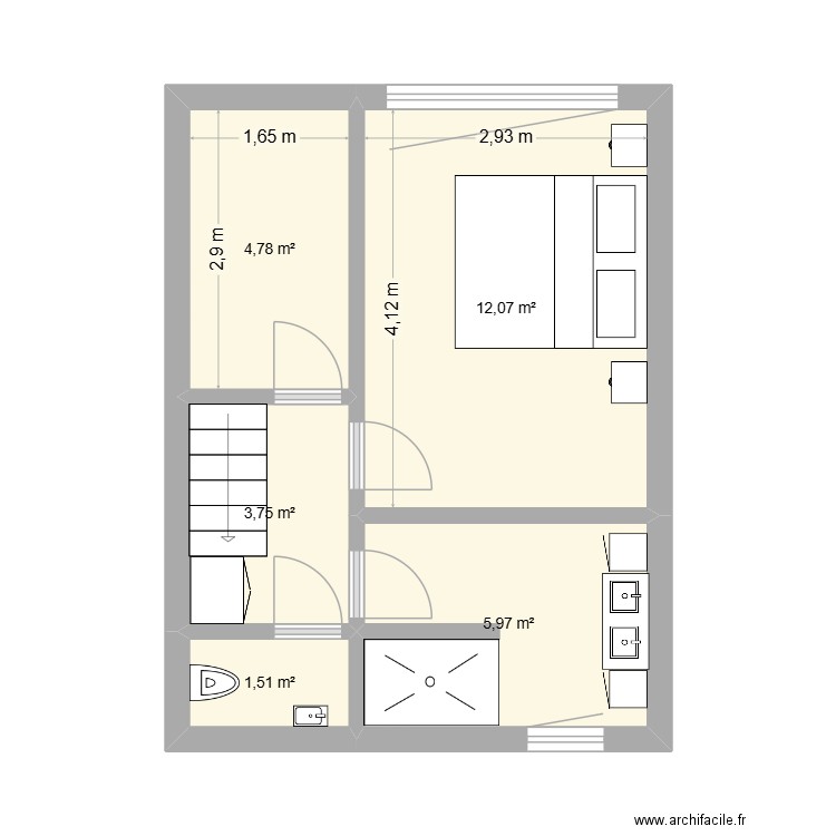 Plan 1er Lise. Plan de 5 pièces et 28 m2