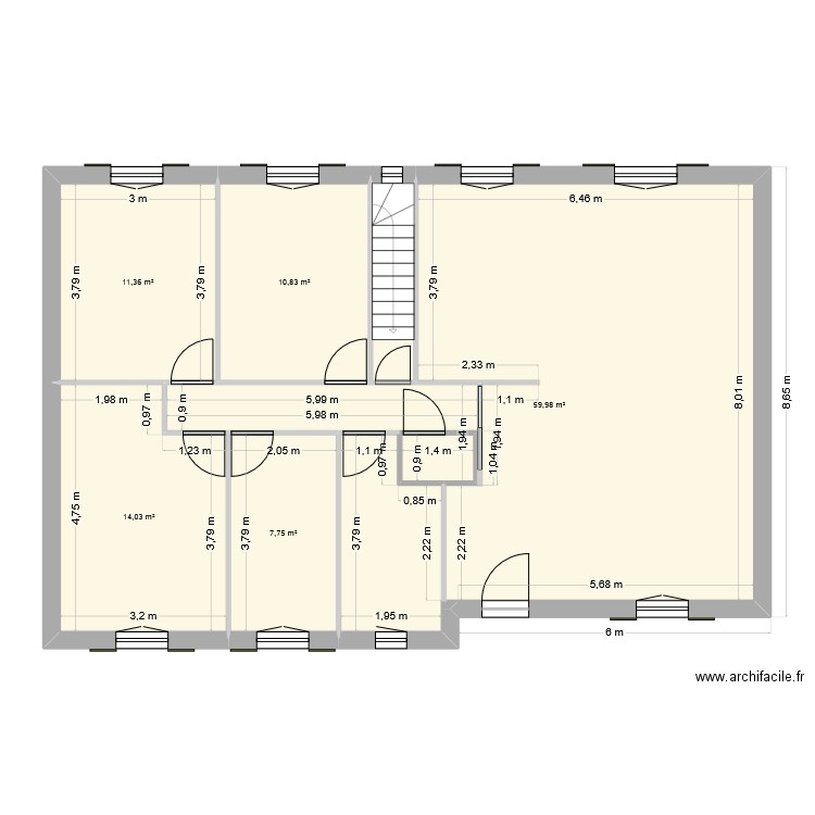 Base. Plan de 7 pièces et 108 m2