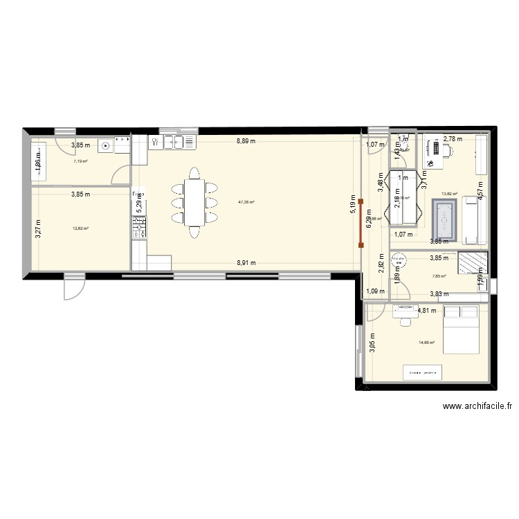 maison. Plan de 9 pièces et 114 m2