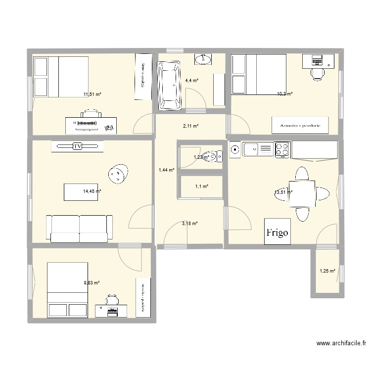 Rennes. Plan de 12 pièces et 74 m2