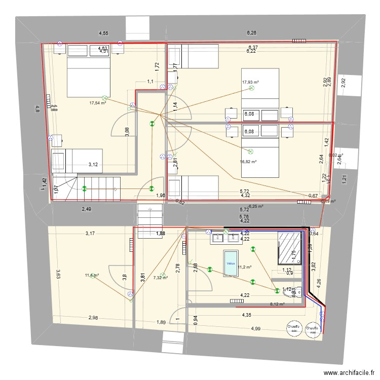Etage Jauniat V3. Plan de 18 pièces et 94 m2