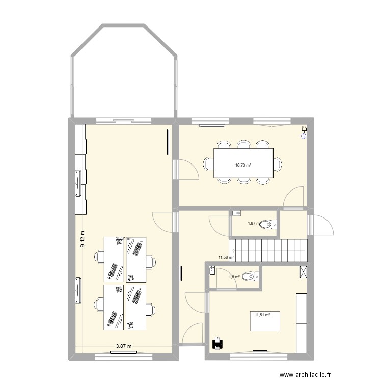 Bureaux Export RDC. Plan de 6 pièces et 79 m2