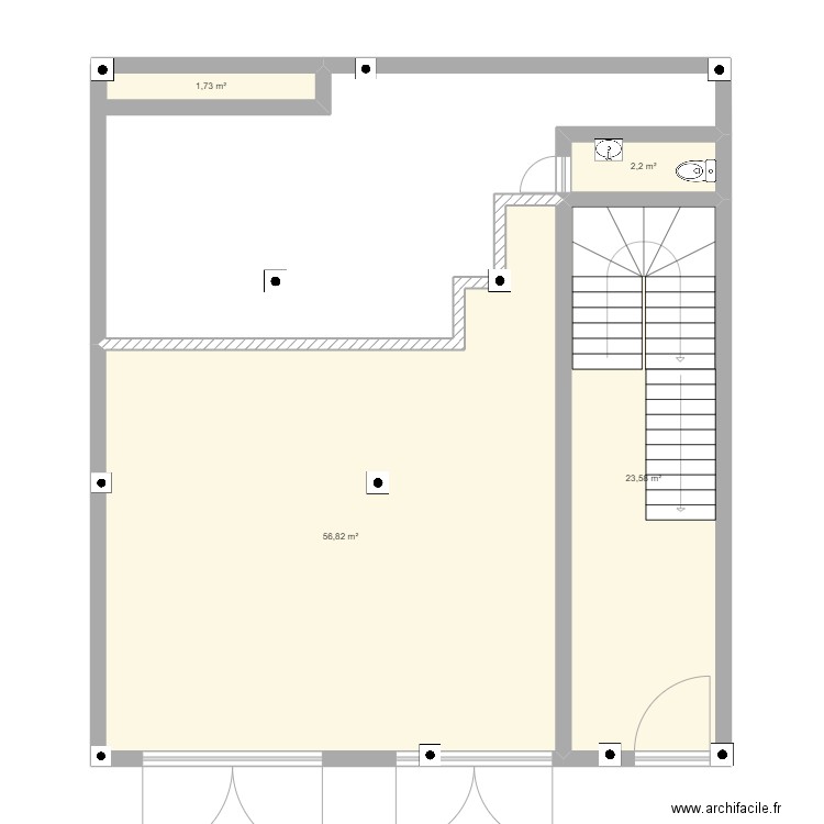 Magasin + sp. Plan de 4 pièces et 84 m2