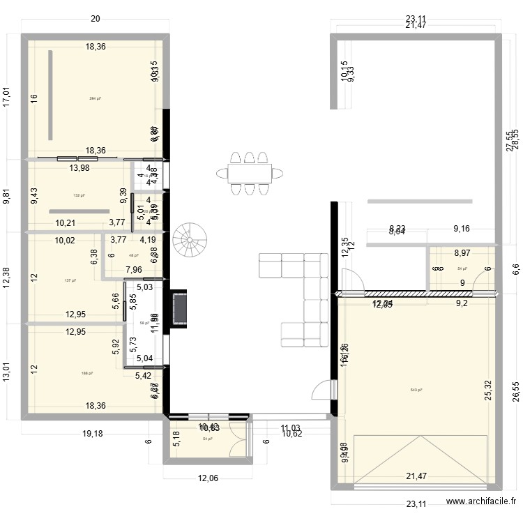 198. Plan de 11 pièces et 143 m2