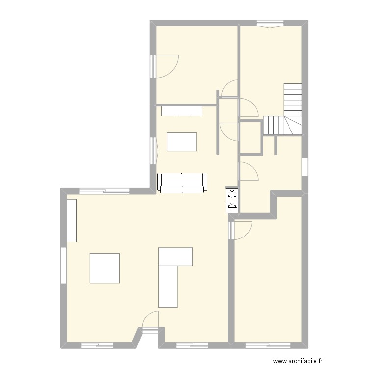 RDC modif pour étage. Plan de 6 pièces et 111 m2