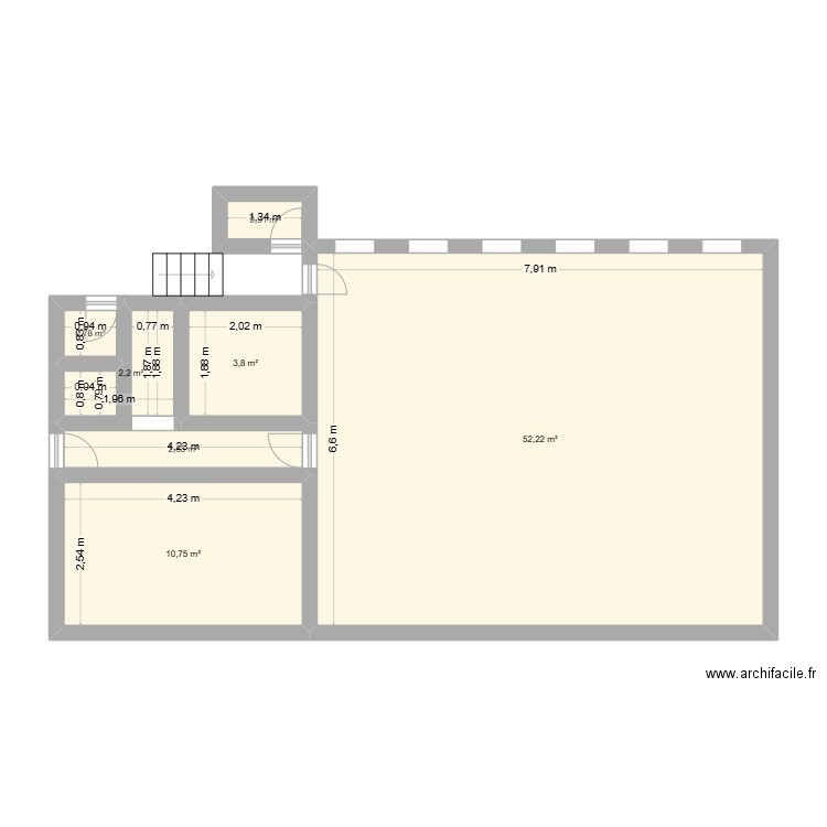 DC1. Plan de 7 pièces et 73 m2