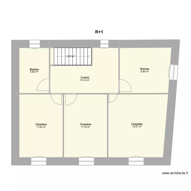 EYRAUD. Plan de 9  et 140 m²
