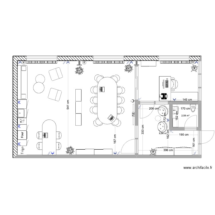 Bureau. Plan de 2 pièces et 13 m2