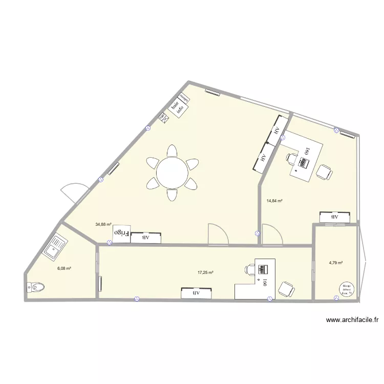 EMPLOI CHATEAU-GONTIER. Plan de 5  et 78 m²