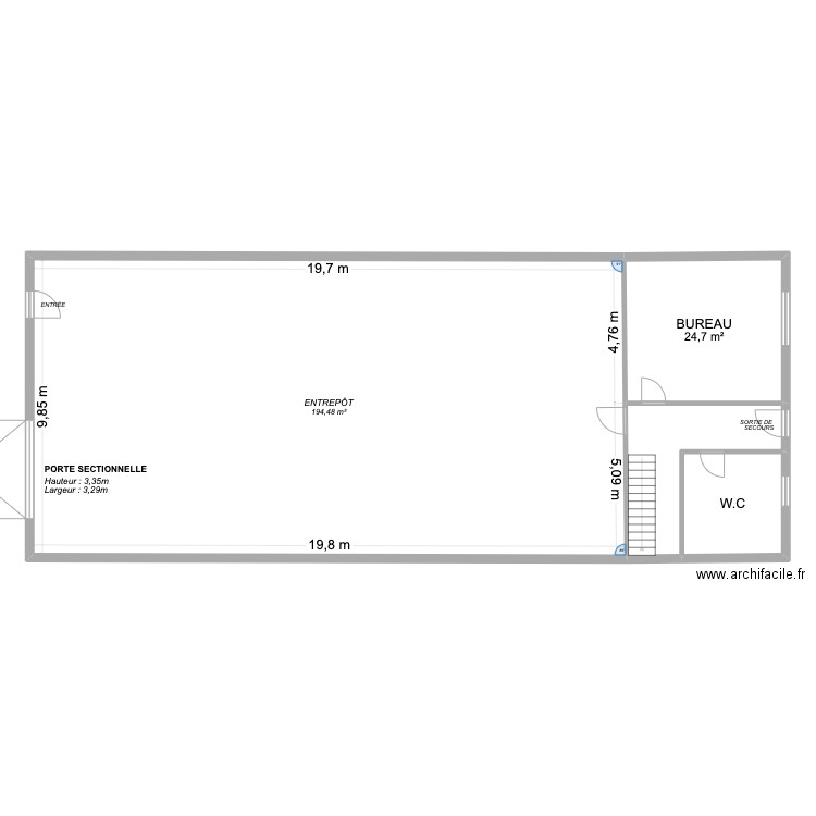 ENTREPOT R1. Plan de 4 pièces et 244 m2