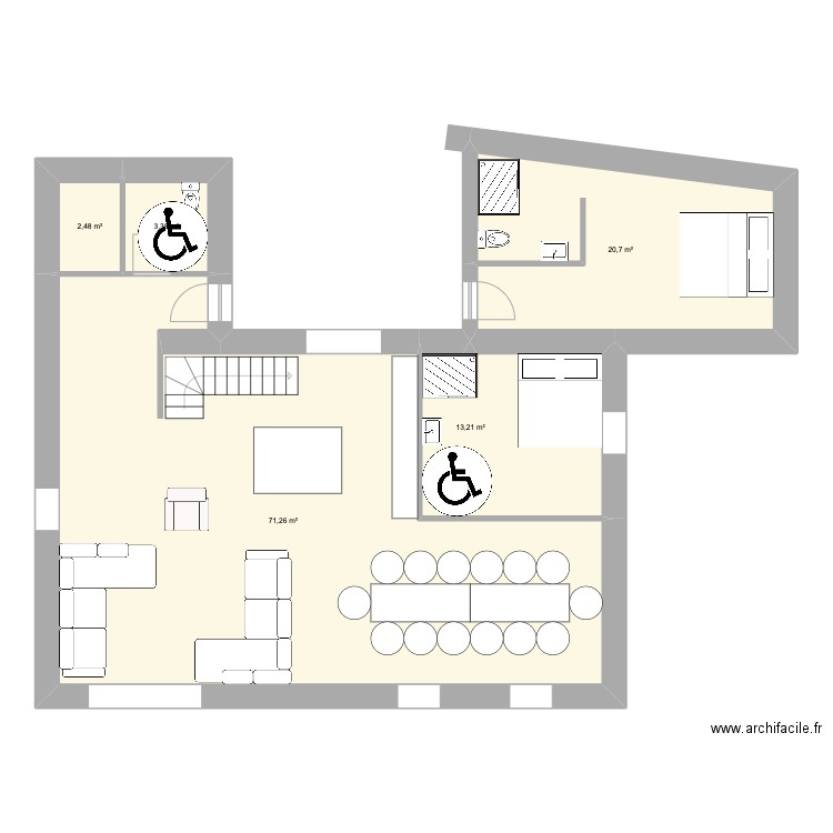Ruine RDC. Plan de 5 pièces et 111 m2