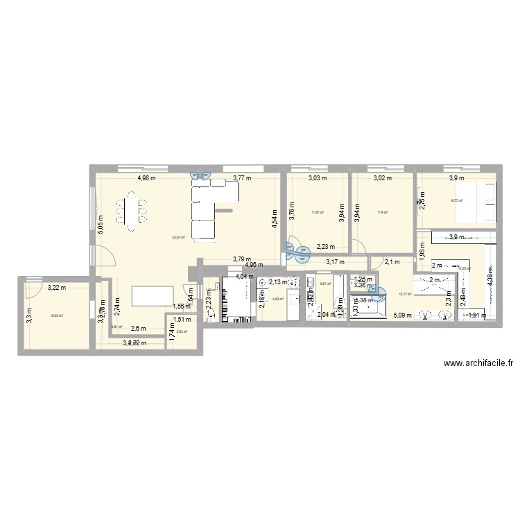 solies. Plan de 13 pièces et 145 m2