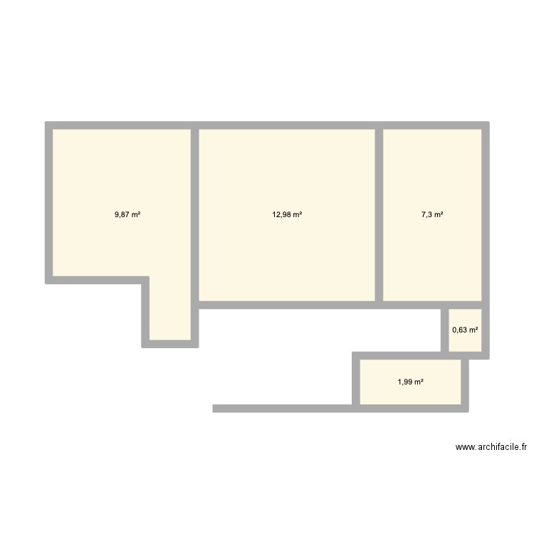 Vaires. Plan de 5 pièces et 33 m2
