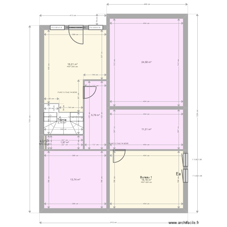 ML24001223. Plan de 37 pièces et 286 m2