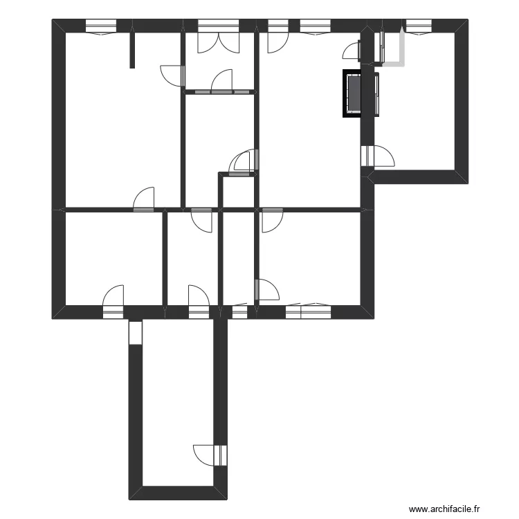 IVAIN. Plan de 16  et 285 m²