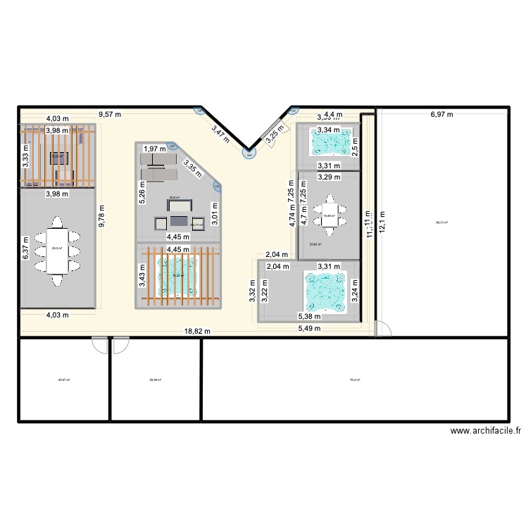 Showroom. Plan de 11 pièces et 451 m2