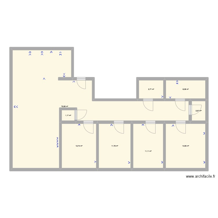 prises. Plan de 9 pièces et 136 m2