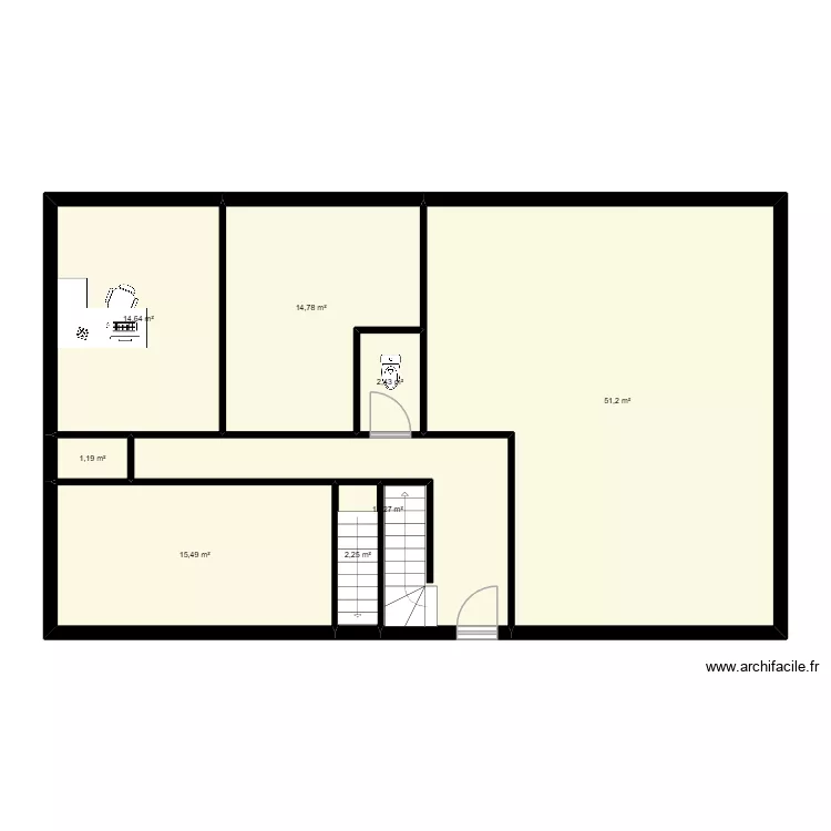 Mai. Plan de 8  et 115 m²