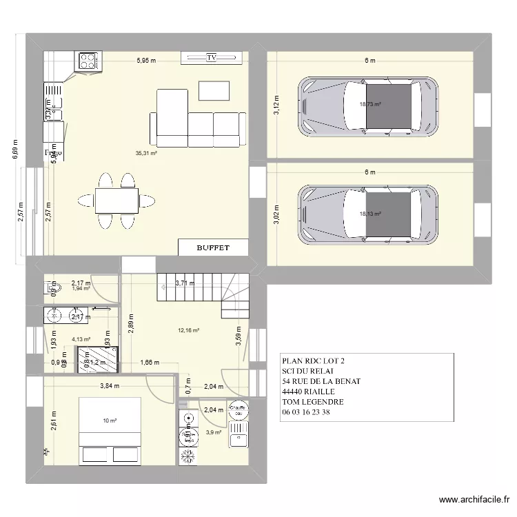 RDC LOT2. Plan de 8  et 104 m²