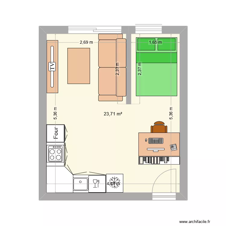 Lolo. Plan de 1  et 24 m²