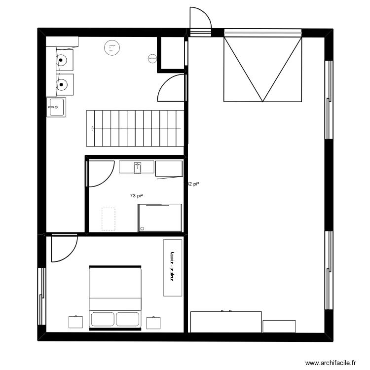 Sous-sol avec chambre et sdb test. Plan de 2 et 77 m² Sous-sol avec chambre et sdb test. Plan de 2 et 77 m²