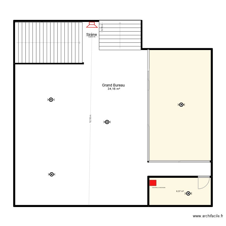 Cofisk grand bureau. Plan de 2 pièces et 43 m2
