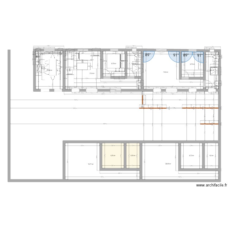 Derka . Plan de 8 pièces et 115 m2