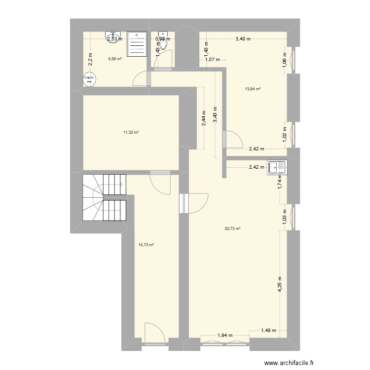 Gien RDC. Plan de 6 pièces et 80 m2