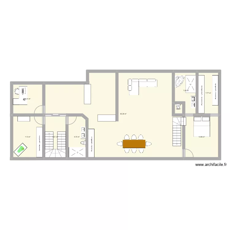 maison. Plan de 9  et 145 m²