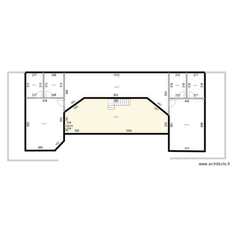 NOUVELLE aa. Plan de 8 pièces et 185 m2