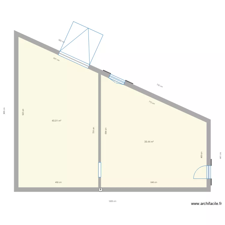 MAISON CAZOUL plan vierge RDC. Plan de 