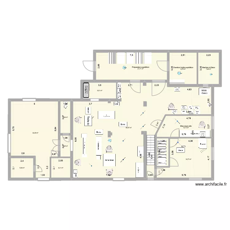 AMARIN 002. Plan de 13 et 222 m² AMARIN 002. Plan de 13 et 222 m²