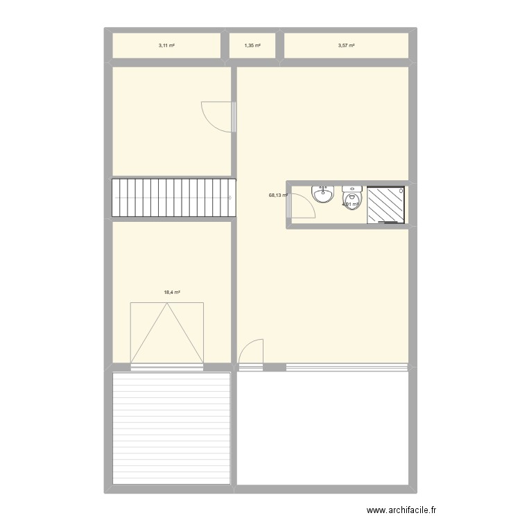 CAVE. Plan de 6 pièces et 99 m2