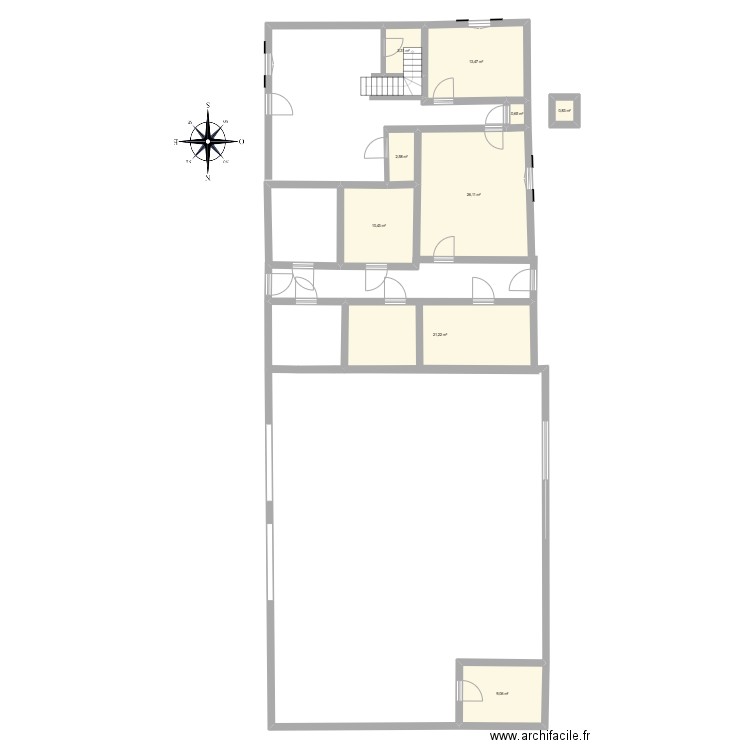 MAISON. Plan de 9 pièces et 88 m2