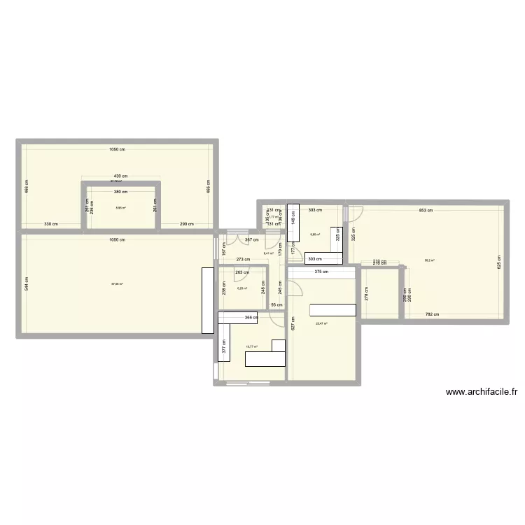 cellier dans le hall. Plan de cellier dans le hall. Plan de