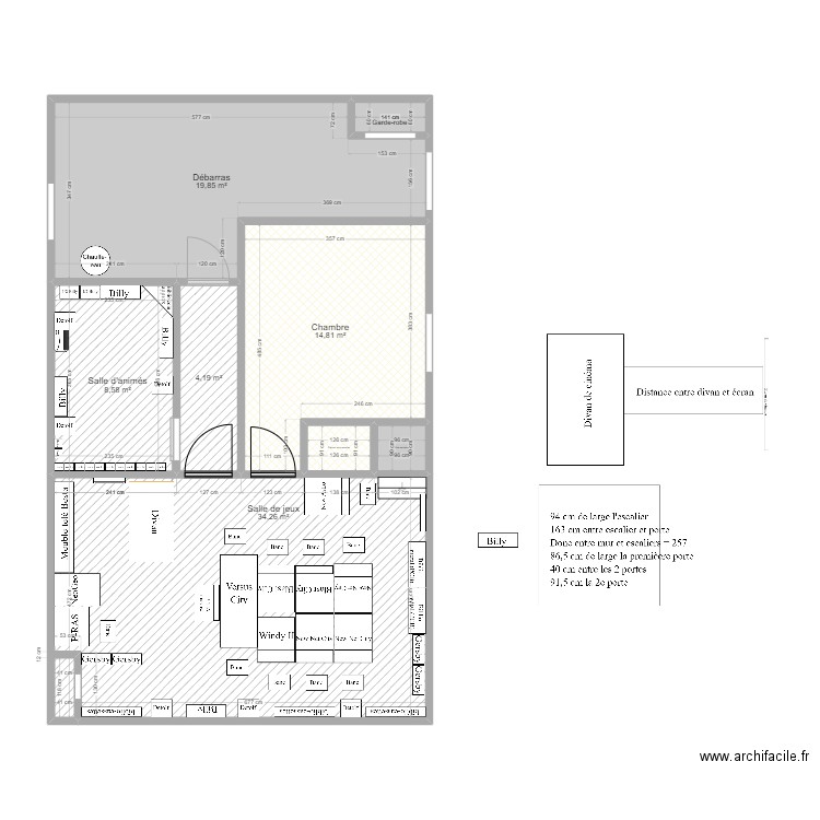 Sous-sol-meublé. Plan de 0 pièce et 0 m2