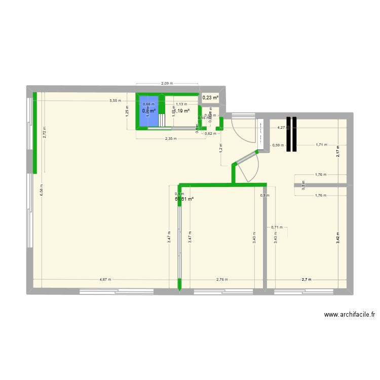 IMMEUBLE RUSSE PLAN 7. Plan de 4 pièces et 64 m2